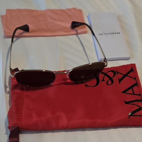 Max & Co MO0135 32E women Eyewear with Adjustable silicone nose Pads Sunglasses - Picture 3 of 15